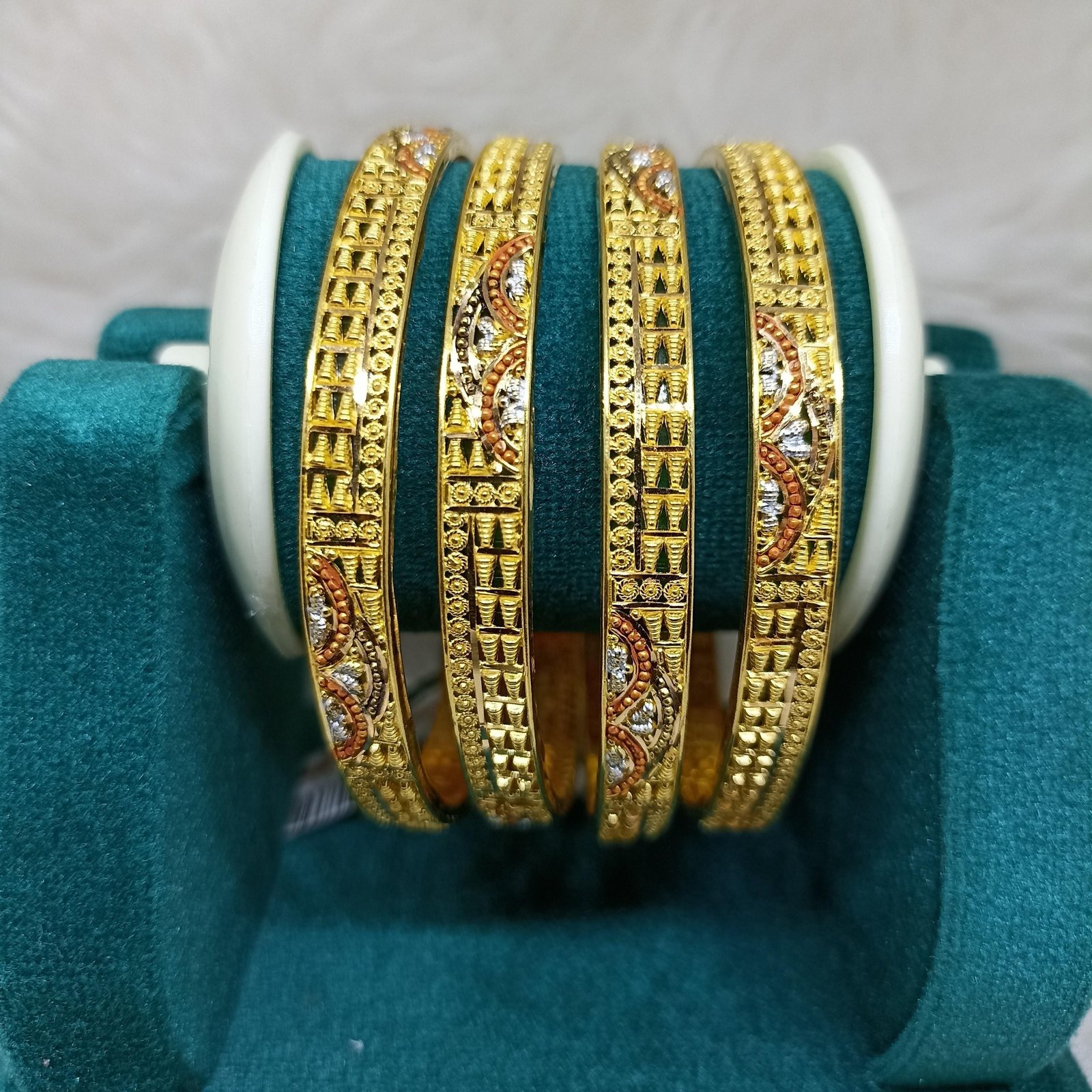 22K Gold Culcutti Design 4 Piece Bangle