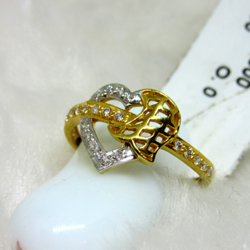 Attractive gold cluster heart ring by 