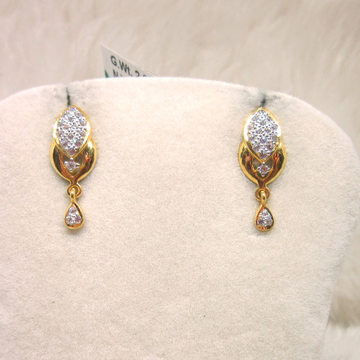 Gold Casting Diamond Earring by 
