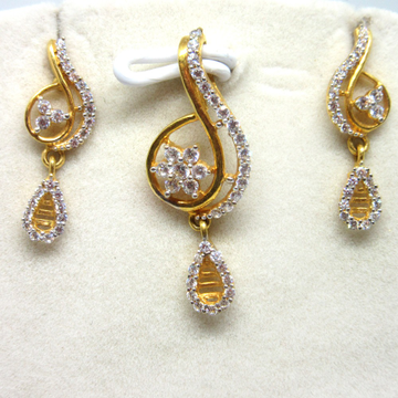 916 Gold Designer pendant set by 