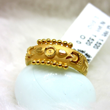 Gold Karda Ladies Ring by 