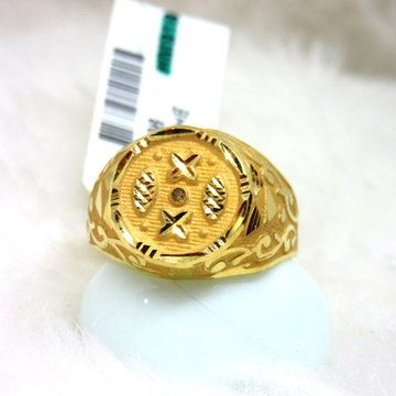 Gold Classic Gents Ring by 