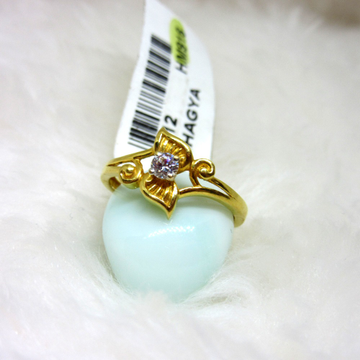 Gold Leaf Single Stone Ring by 