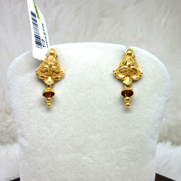 Gold Classic Earring by 