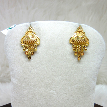 Gold Classic Earring by 