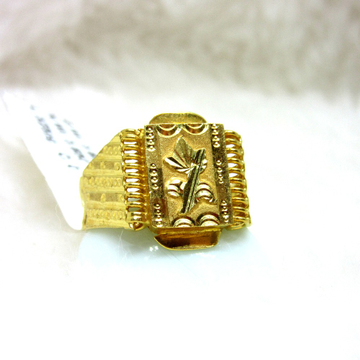 Gold DailyWear Gents Ring by 