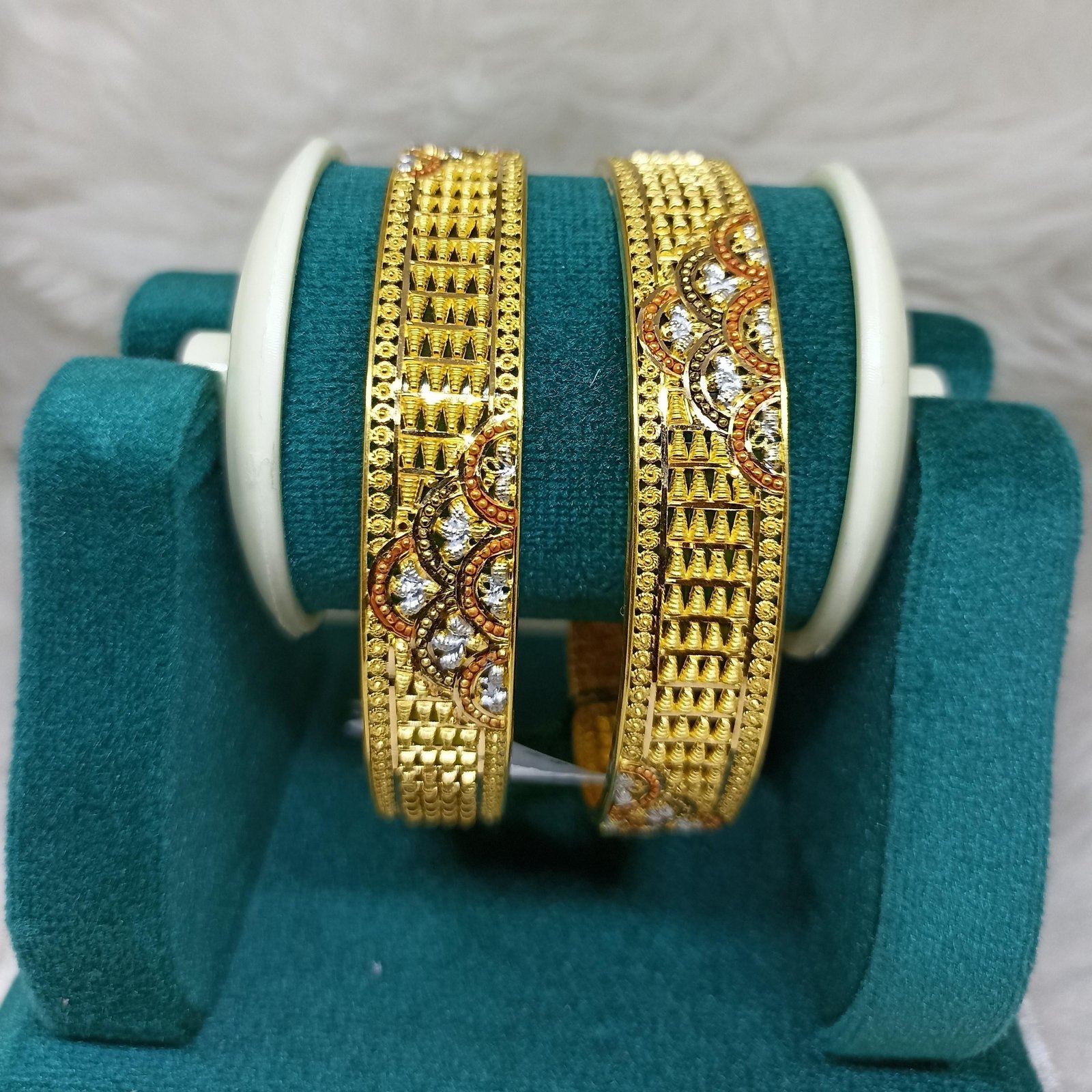 916 Gold Culcutti Design Bangle