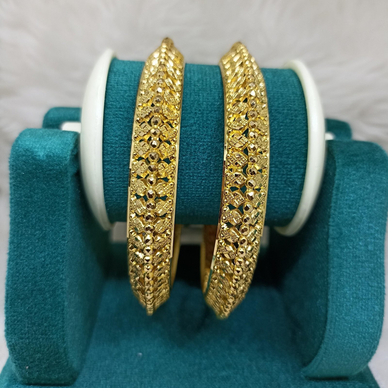 916 Gold Designer Turkis Bangle