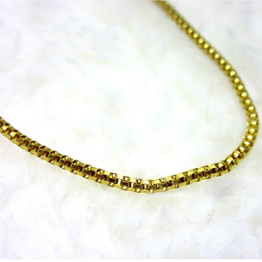 Gold Box Round Chain