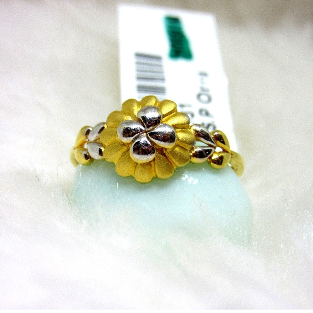 Gold Classic Casting Ledies Ring
