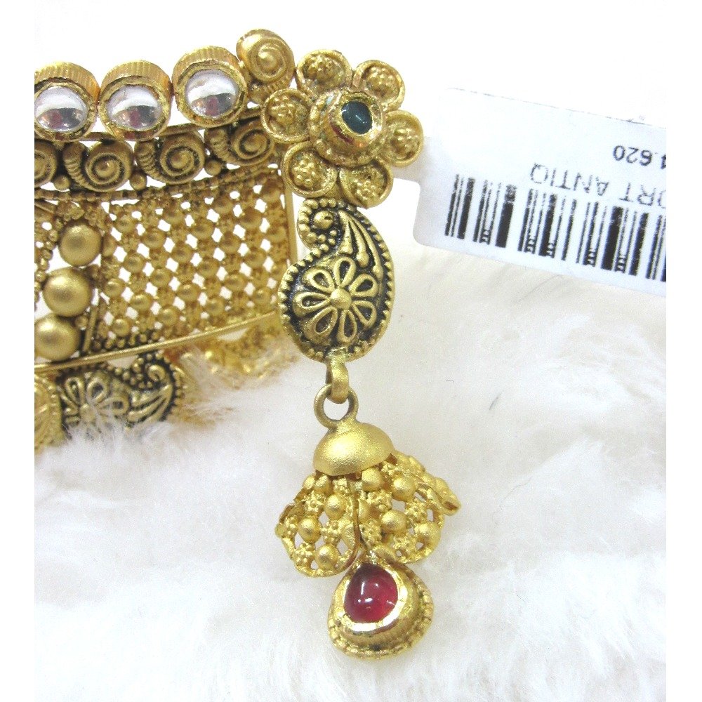 Gold broad jadtar chokker neckwear set