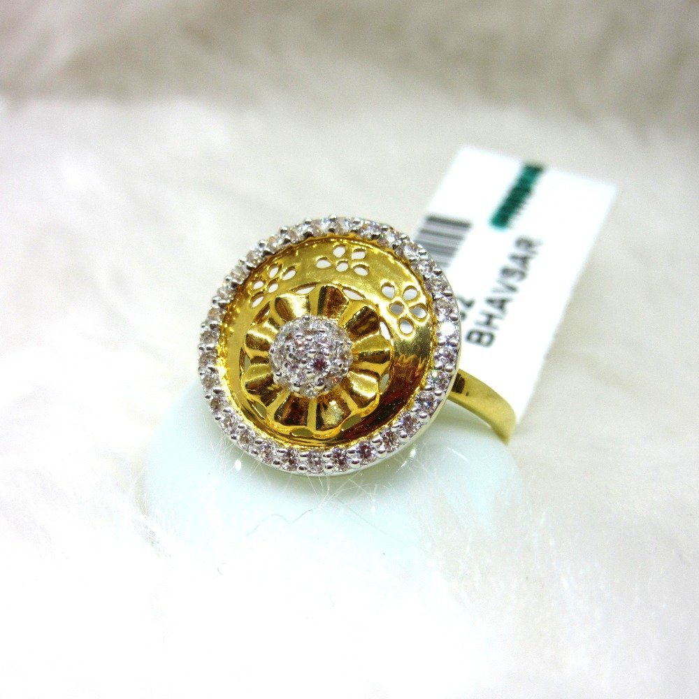 Gold Designer Ladies Ring