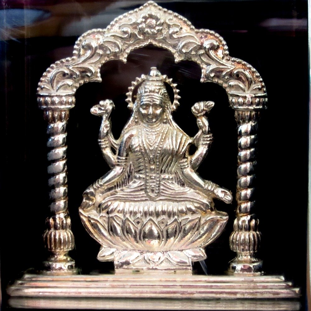 Silver shree lakshmi maa statue(murti) mrt-132