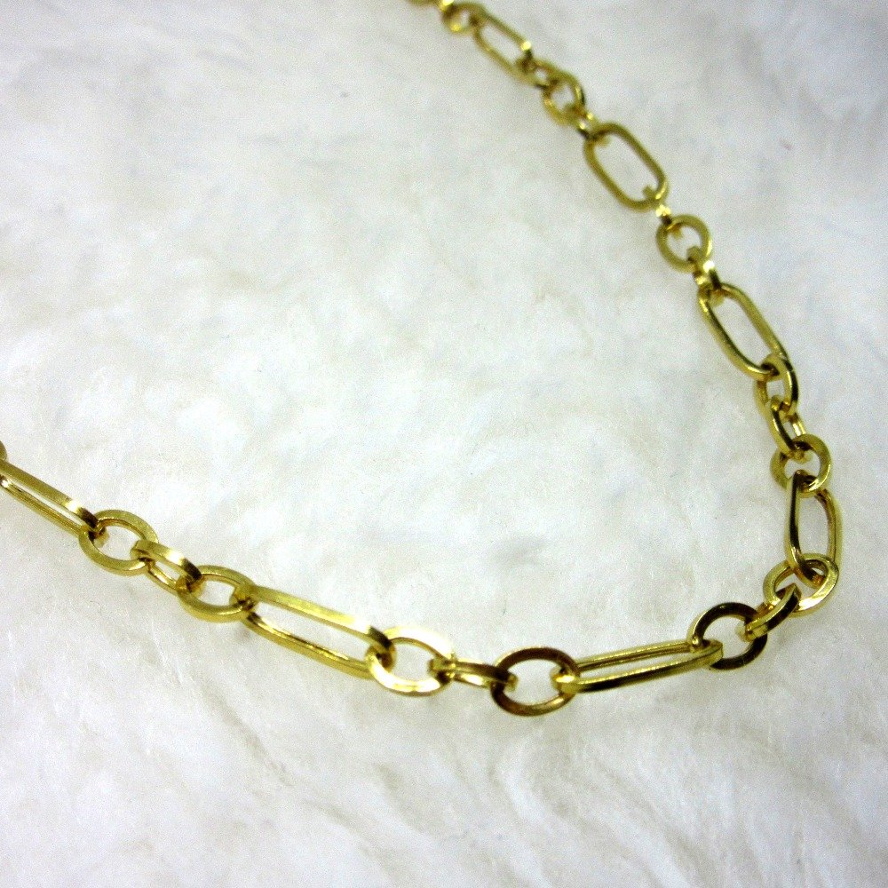 Gold hollow royal chain