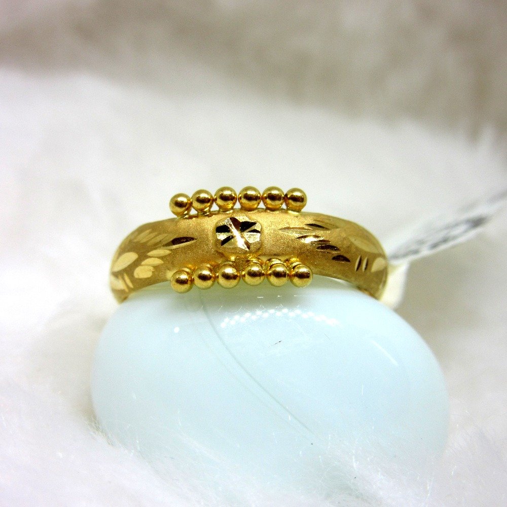 Gold karda ladies ring