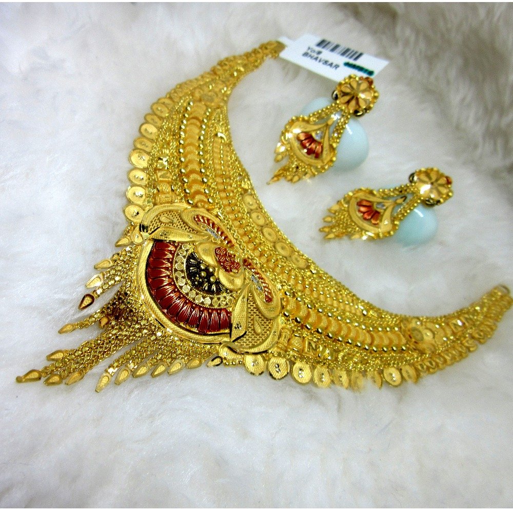 Broad culcutti gold hm916 necklace set