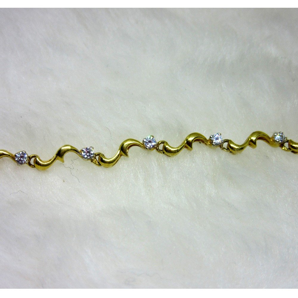 Gold DailyWear Casting Ledies Bracelet