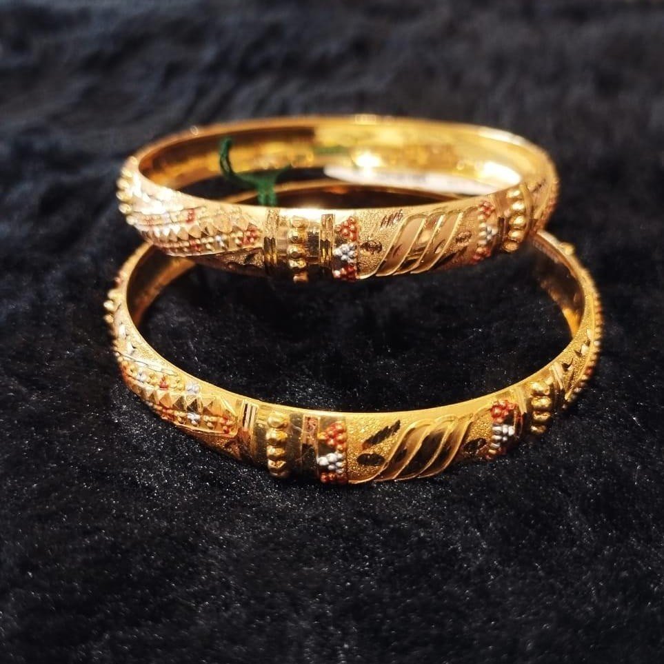 22Kt Plain Gold Bangles
