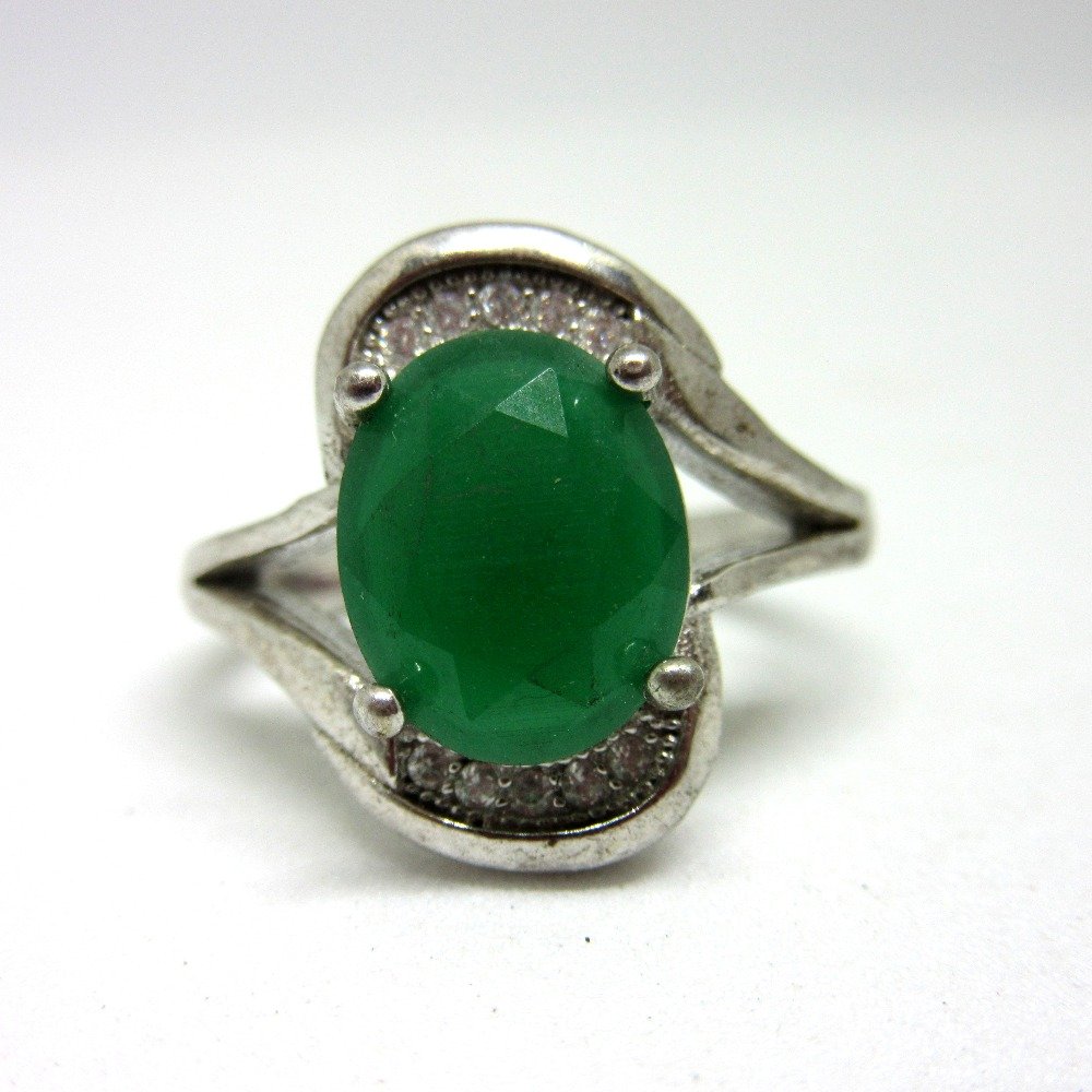 Silver green oval shape ring sr925-77