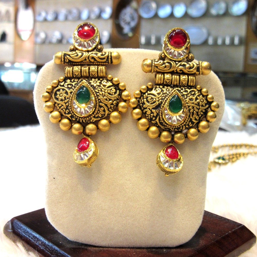 22kt gold hallmark jadtar set