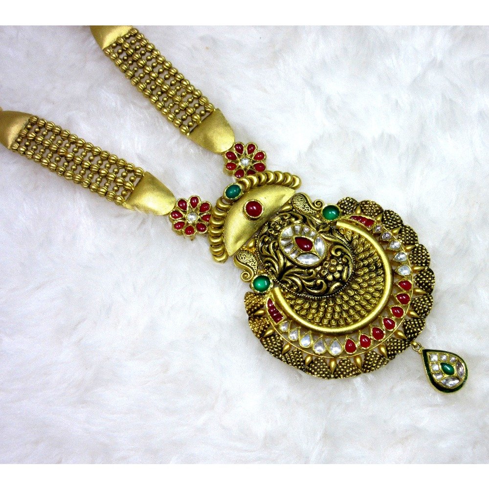 Long traditional jadtar necklace set