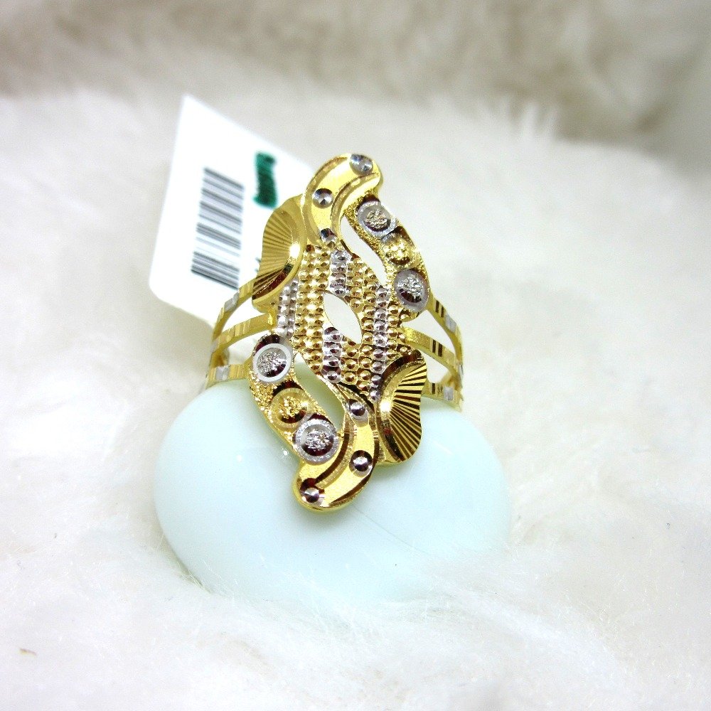 Gold Plain Ladies Long RIng