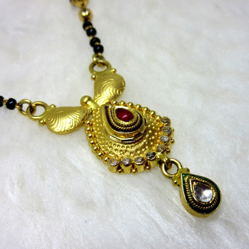 Gold semi jadtar classic mangalsutra