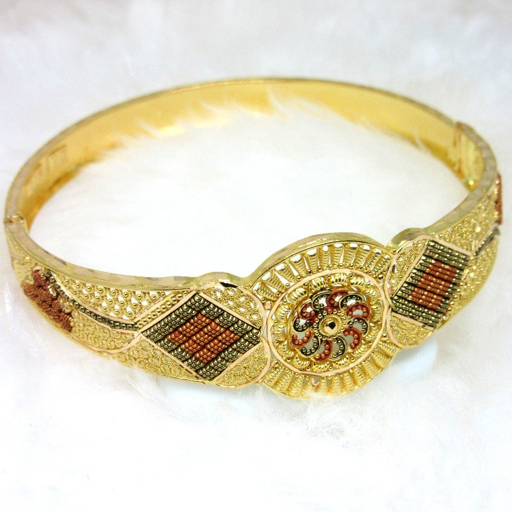 Gold Culcutti bracelet
